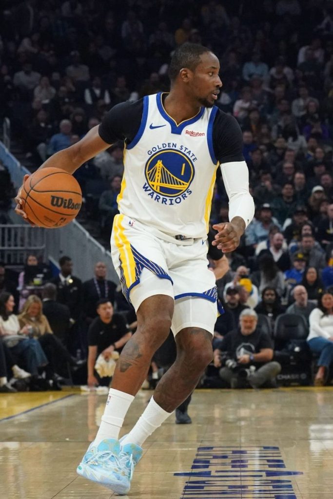 Jonathan Kuminga finally returns to court in Warriors’ loss to Raptors